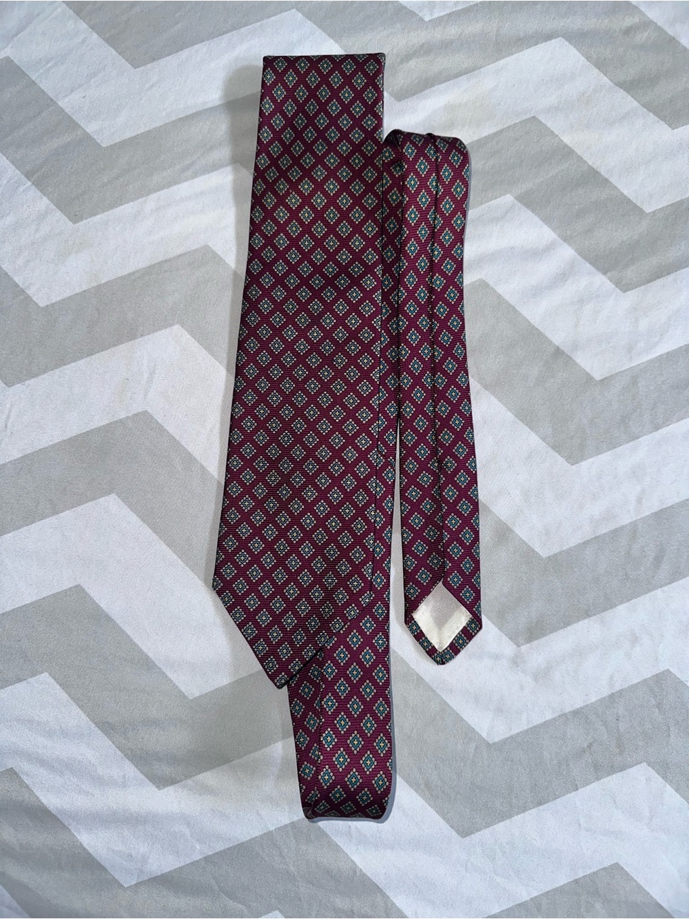 Brooks Brothers Burgundy Diamond-Pattern Silk Tie